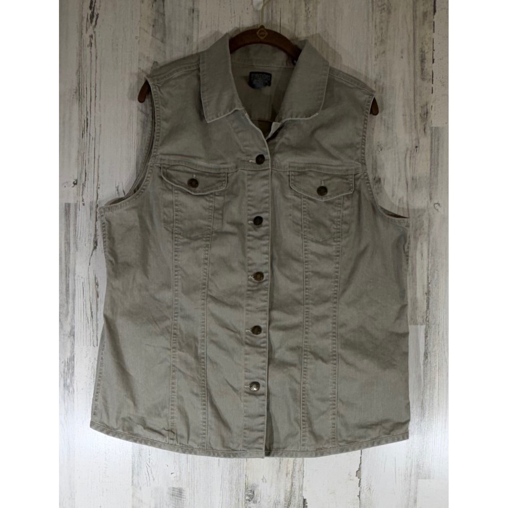 Chicos Additions Vest Size 3 XL Khaki Front Utility Neutral twill